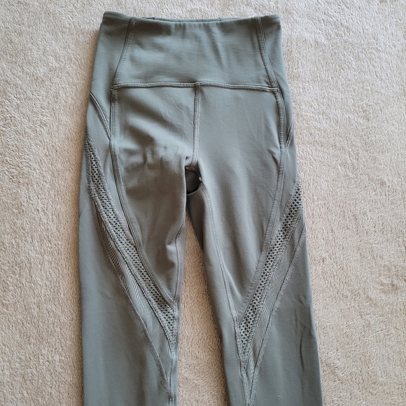 Lululemon Bootcamp Ready Tight 25" Grey Sage size 2 - Picture 3 of 14